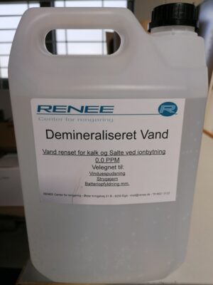 Renee Demineraliseret Vand 5L